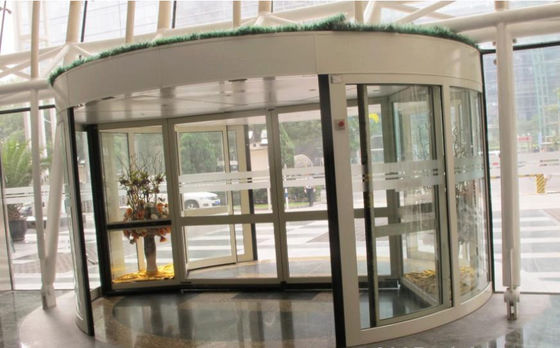 Chiny 2 Wing Stainless steel  frame Automatic Revolving Door for Hotel / Bank / Airport dostawca